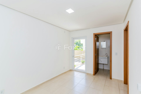 Image 7 - 1005141