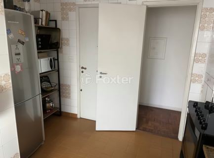 Image 7 - 1005150