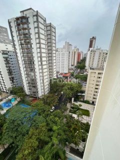 Image 44 - 1005158