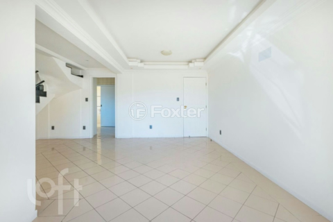 Image 3 - 1005174