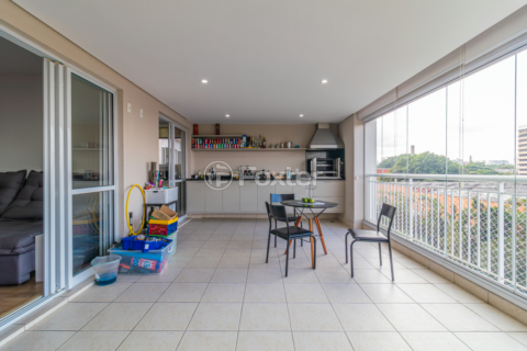 Image 2 - 1005195