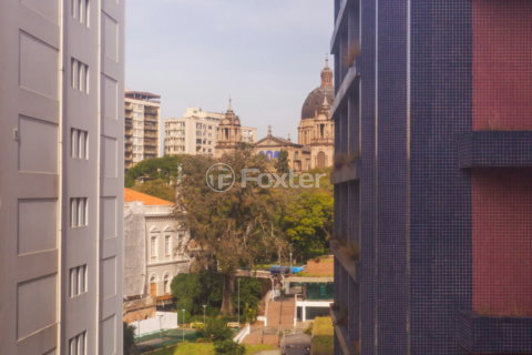 Image 22 - 1005233