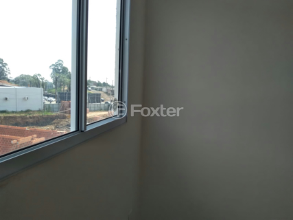 Image 4 - 1005235
