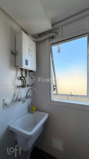 Image 10 - 1005251