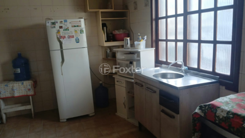 Image 4 - 1005263