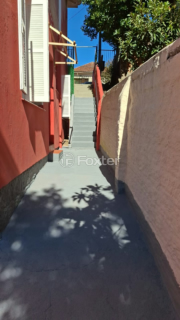 Image 8 - 1005269