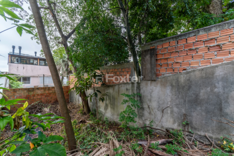 Image 32 - 1005358
