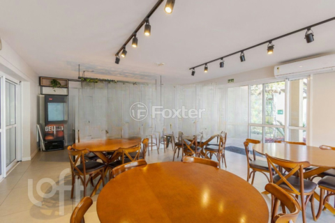 Image 35 - 1005420
