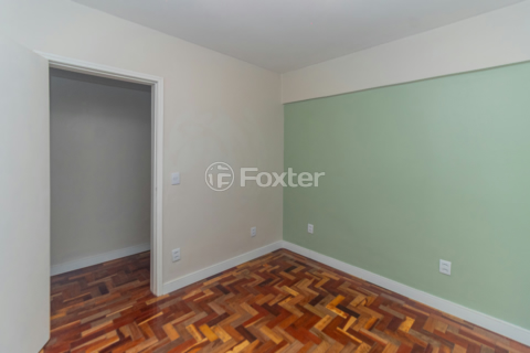 Image 7 - 1005440
