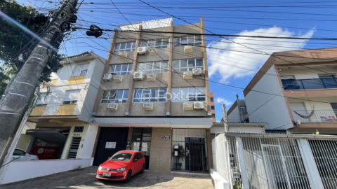 Image 8 - 1005492