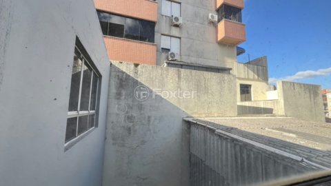 Image 3 - 1005492
