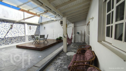 Image 4 - 1005515