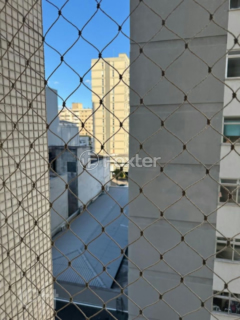 Image 20 - 1005529