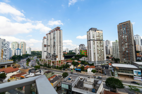 Image 9 - 1005549