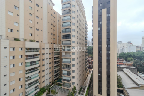 Image 2 - 1005621