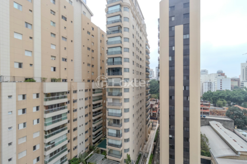 Image 9 - 1005621