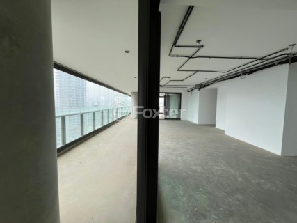 Image 7 - 1005643