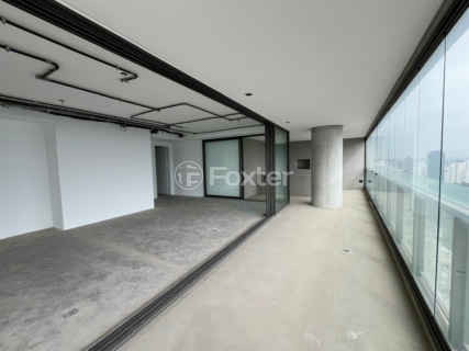 Image 6 - 1005643
