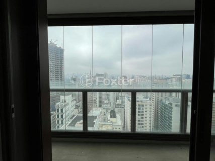 Image 16 - 1005643