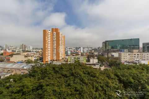 Image 19 - 1005737