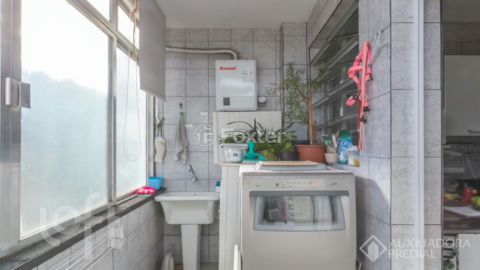 Image 7 - 1005784