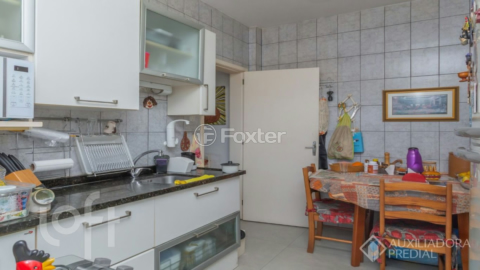 Image 6 - 1005784
