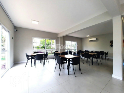 Image 33 - 1005797