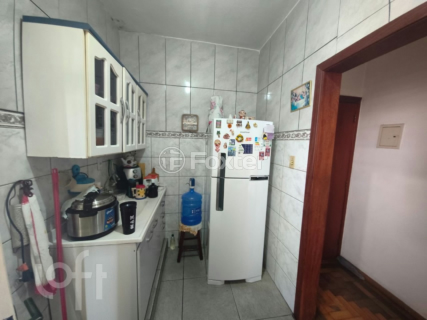 Image 11 - 1005810