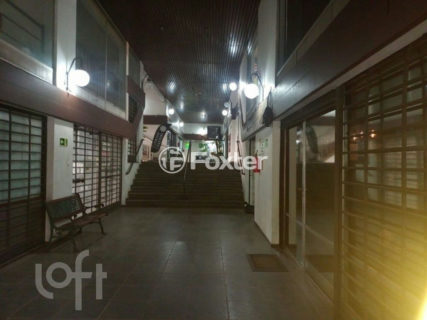 Image 4 - 1005817