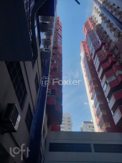 Image 33 - 1005842