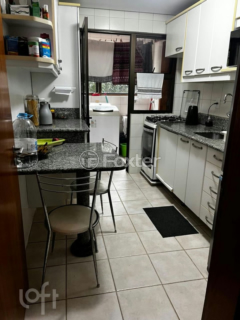 Image 4 - 1005843