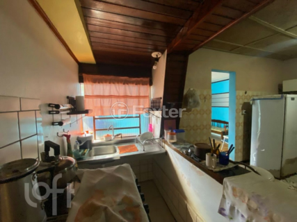 Image 4 - 1005875