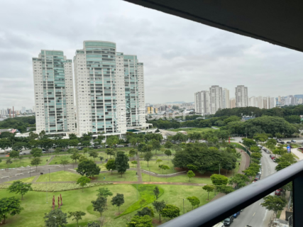 Image 4 - 1005896