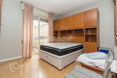 Image 2 - 1005915