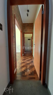 Image 4 - 1005917