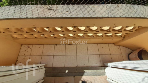 Image 6 - 1005917