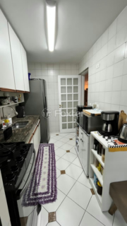 Image 21 - 1005937