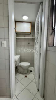 Image 22 - 1005937