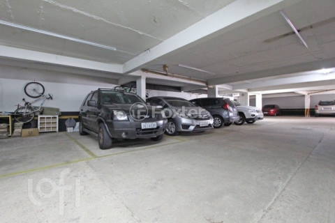 Image 3 - 1005947