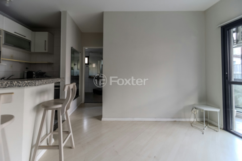 Image 4 - 1005975
