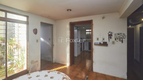 Image 36 - 1005981