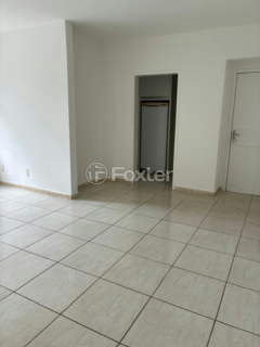 Image 4 - 1006092