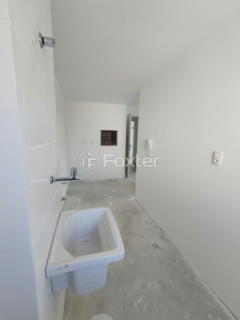 Image 7 - 1006113