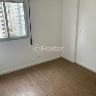 Image 4 - 1006155