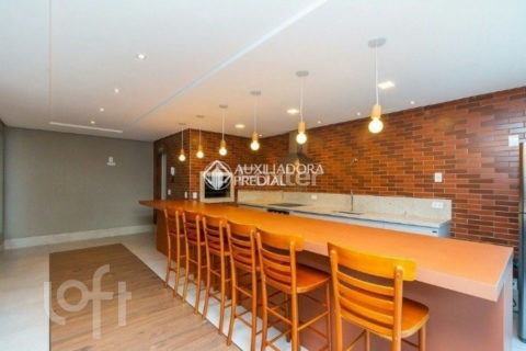 Image 3 - 1006157