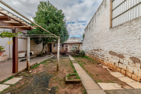 Image 33 - 1006177