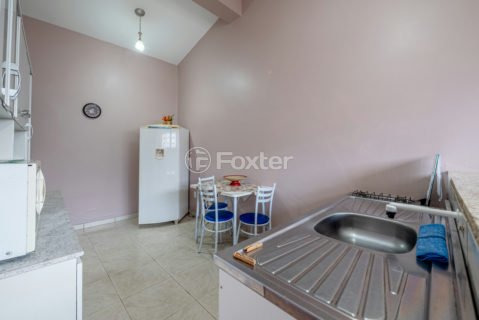 Image 44 - 1006177