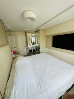 Image 21 - 1006192