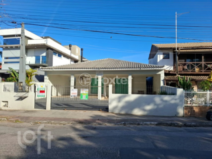 Image 30 - 1006204