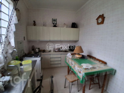 Image 4 - 1006237